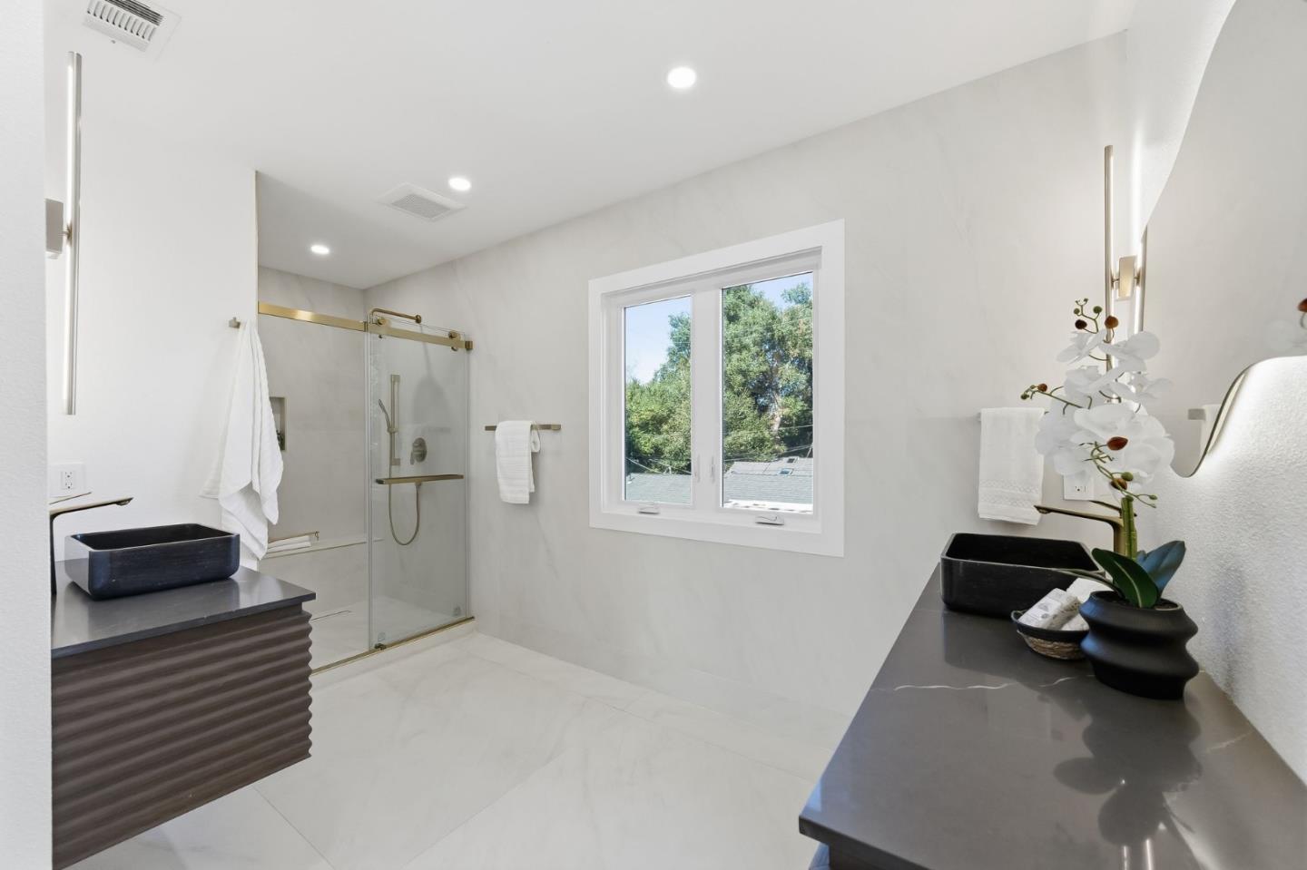 1748 Crane Avenue Mountain View, CA 94040 - Photo 38 of 44