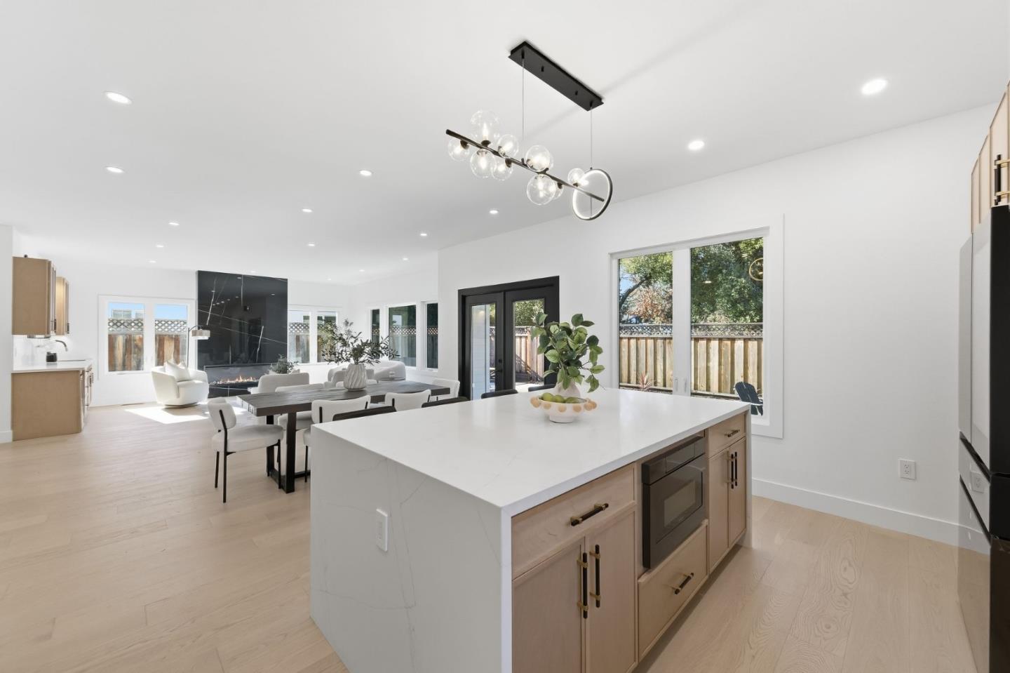 1748 Crane Avenue Mountain View, CA 94040 - Photo 9 of 44