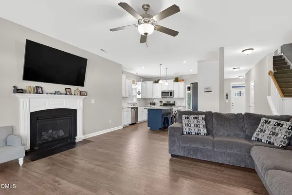 $430,500 | 414 Fallingbrook Drive, Kenly, NC 27542