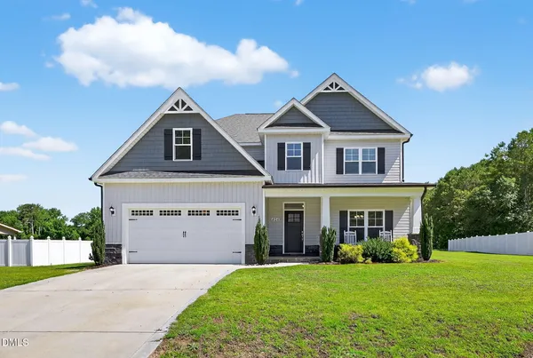 $430,500 | 414 Fallingbrook Drive, Kenly, NC 27542