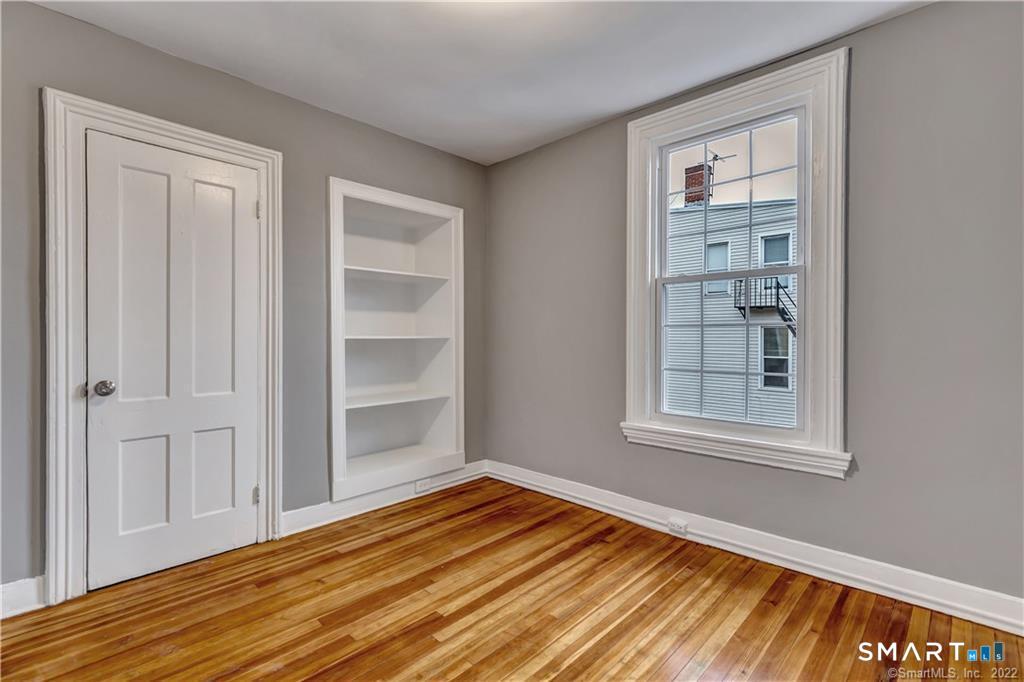 981 State Street, Unit 2 New Haven, CT 06511 - Photo 10 of 13