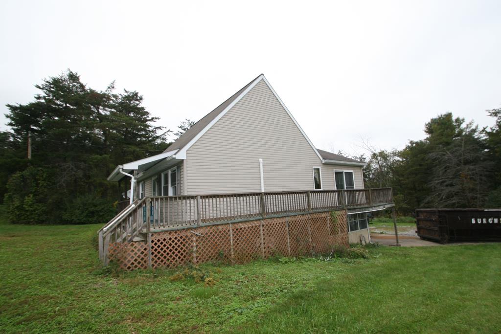 7119 Coder Road Huntingdon, PA 16652 - Photo 6 of 28 Side View