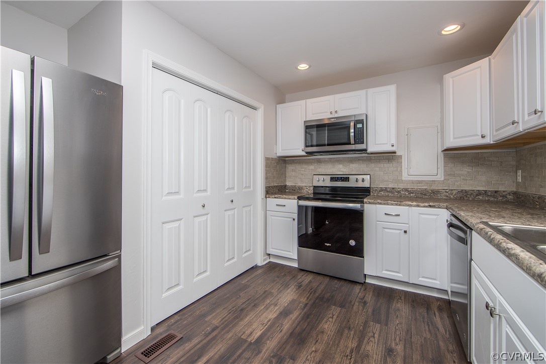 4525 Twelveoaks Road Midlothian, VA 23112 - Photo 5 of 24 Gallery Image 5