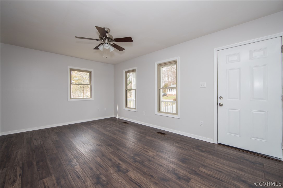 4525 Twelveoaks Road Midlothian, VA 23112 - Photo 8 of 24 Gallery Image 8