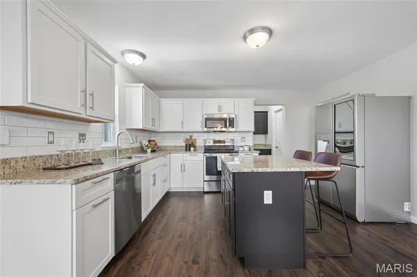 $439,900 | 3622 Broad Street, St. Charles, MO 63301
