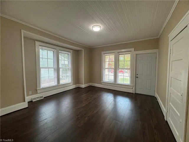 $825 | 1312 Grove Street, Greensboro, NC 27403