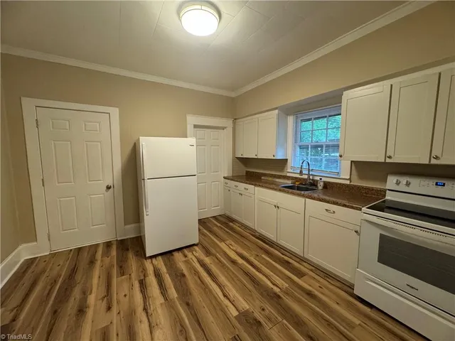 $825 | 1312 Grove Street, Greensboro, NC 27403