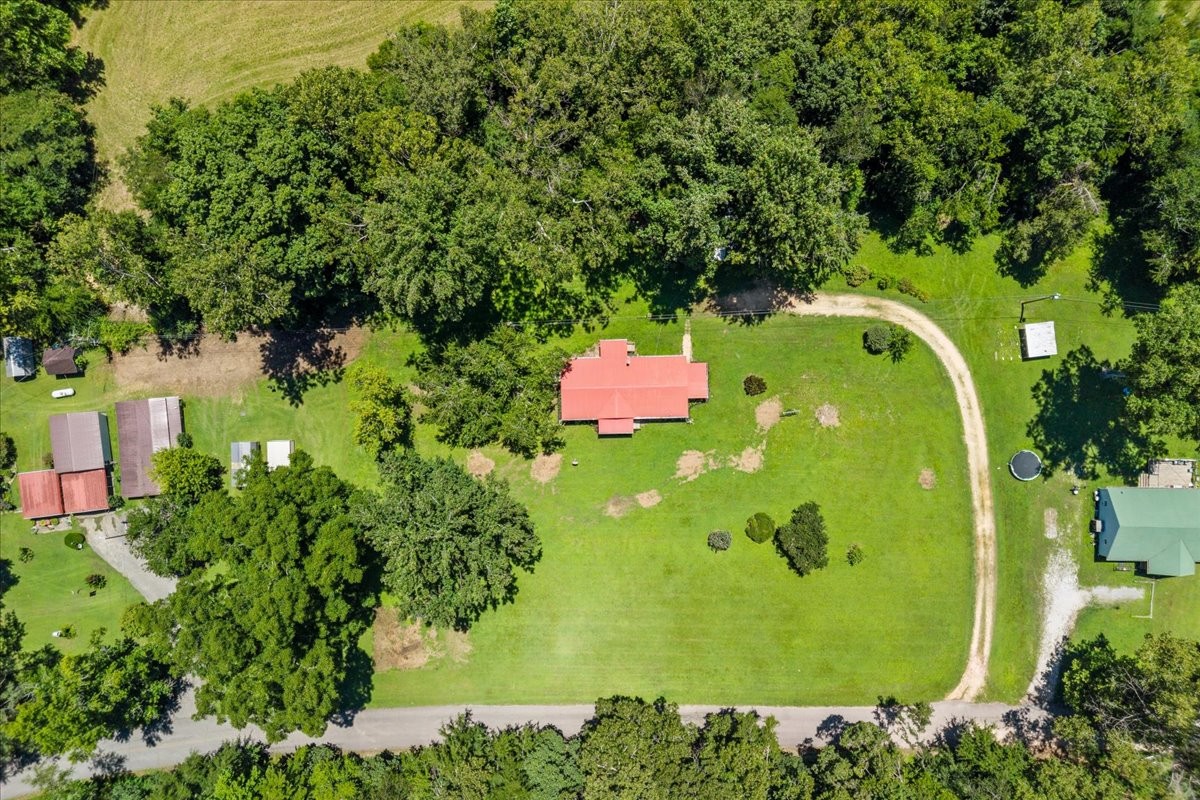 1227 Brushy Road Centerville, TN 37033 - Photo 56 of 60