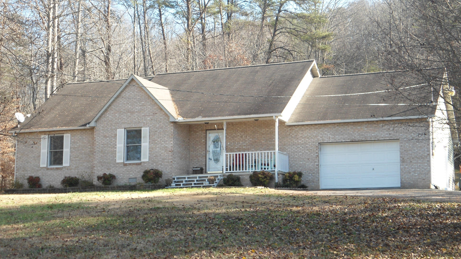 185 Long Road Kingston, TN 37763 - Photo 2 of 25 DSC00502
