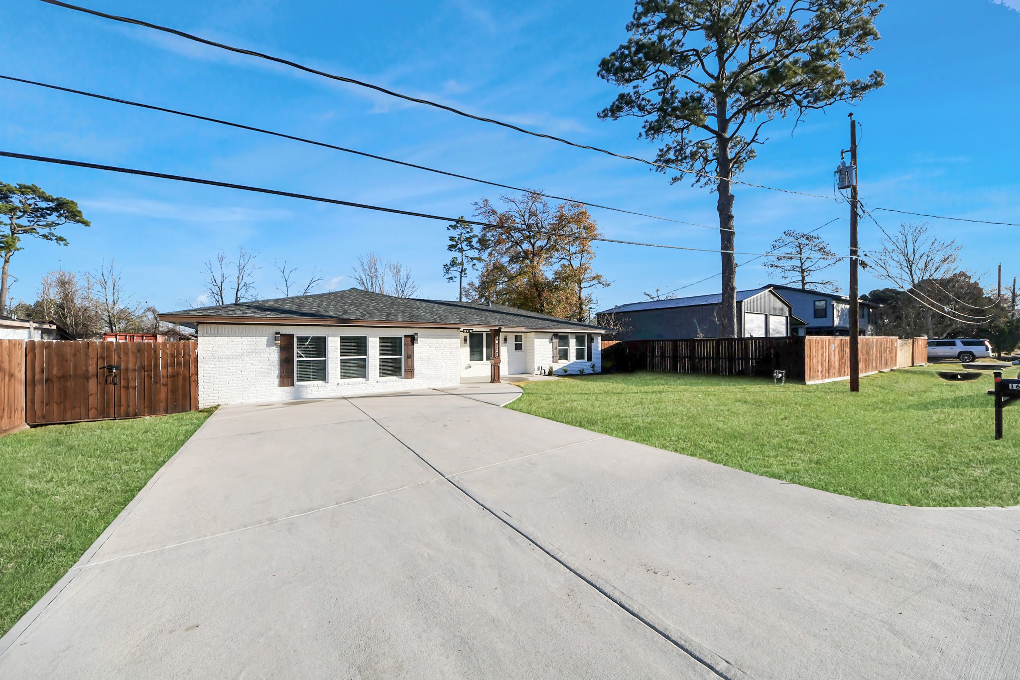 16121 Palm Street Channelview, TX 77530 - Photo 2 of 26