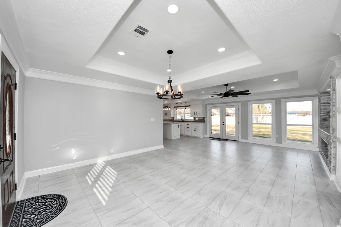 16121 Palm Street Channelview, TX 77530 - Photo 7 of 26 a view of an empty room with a window