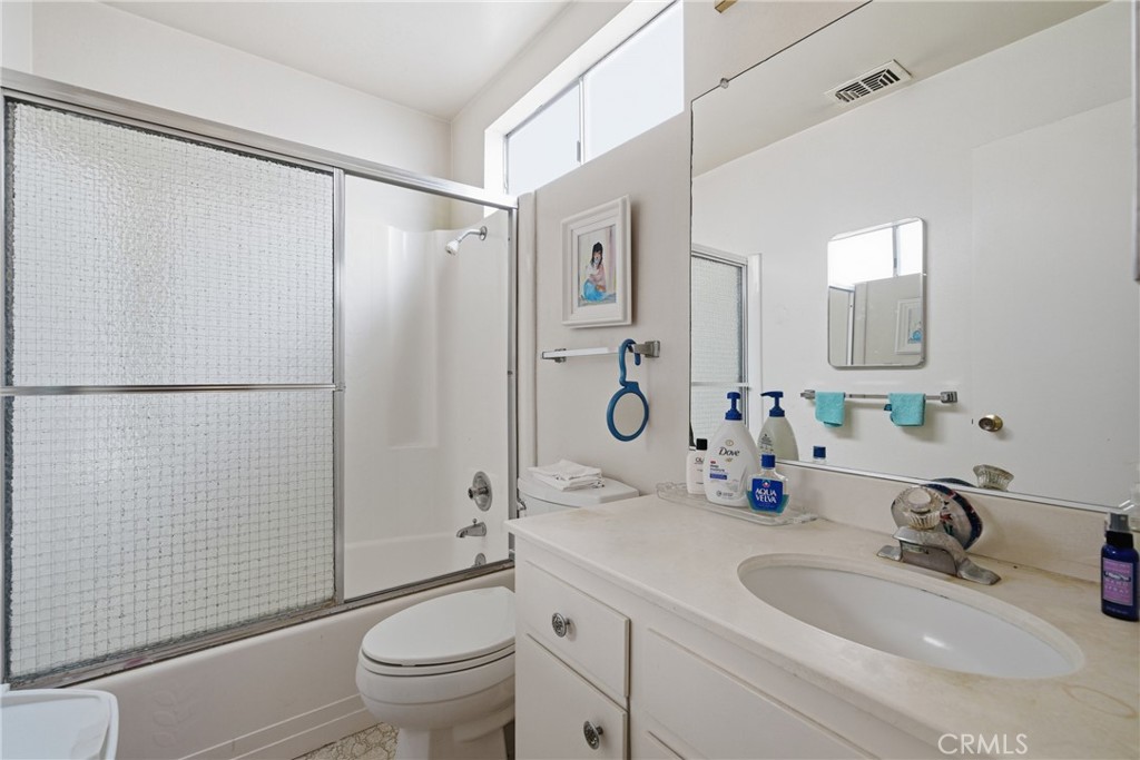 429 Carnation Avenue Corona del Mar, CA 92625 - Photo 19 of 42