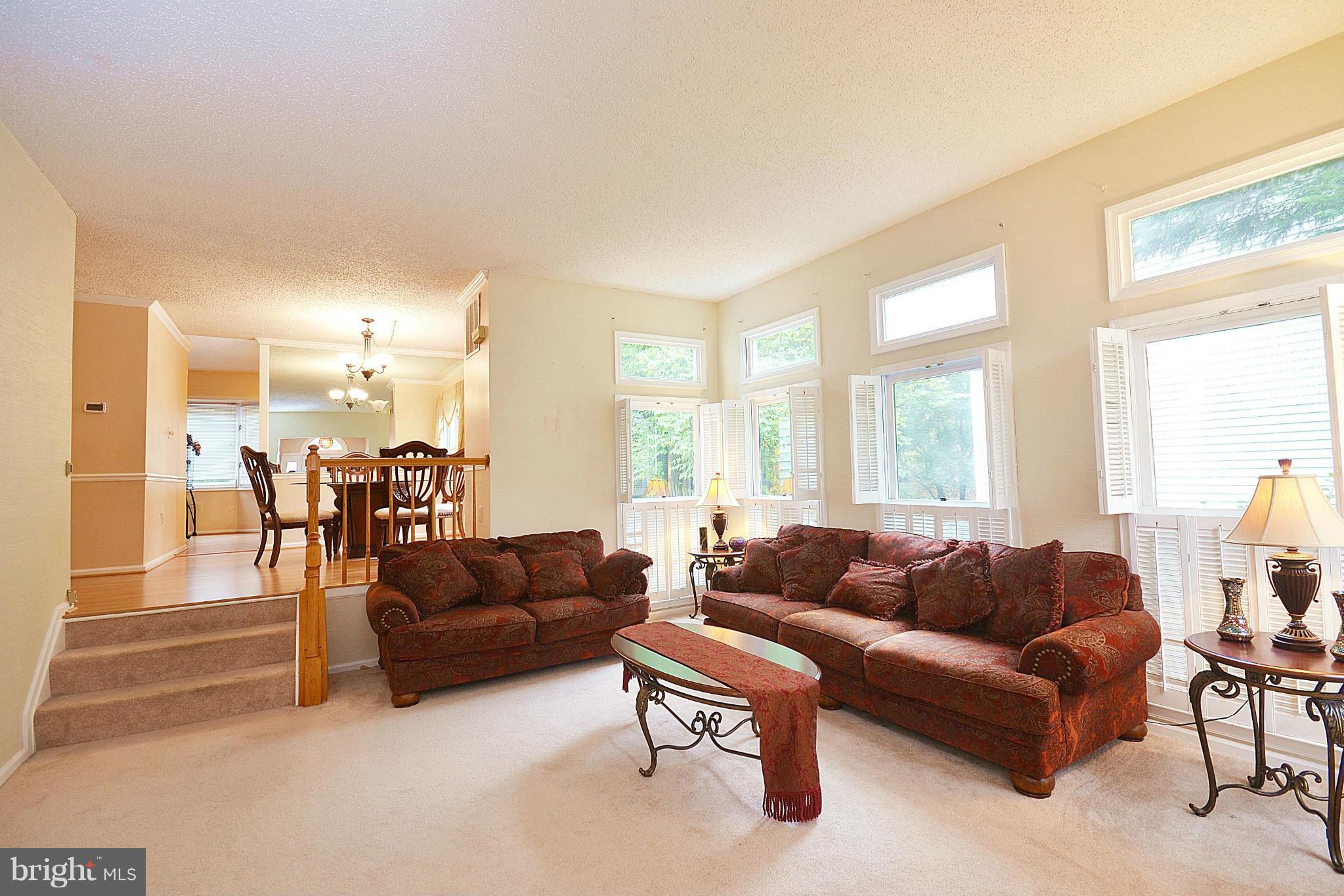 2302 Pondside Terrace Silver Spring, MD 20906 - Photo 2 of 29 Living Room