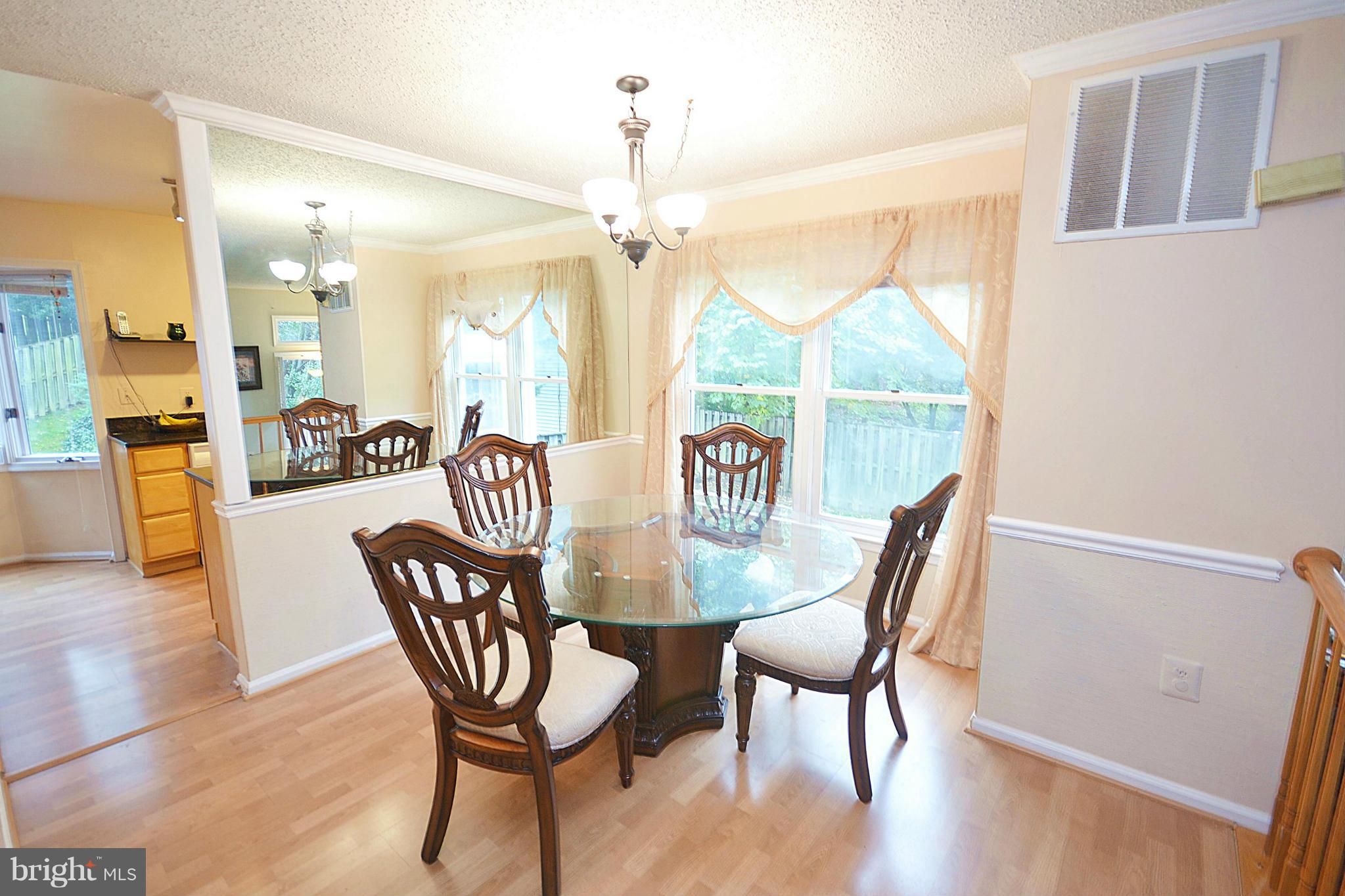 2302 Pondside Terrace Silver Spring, MD 20906 - Photo 3 of 29 Dining Room