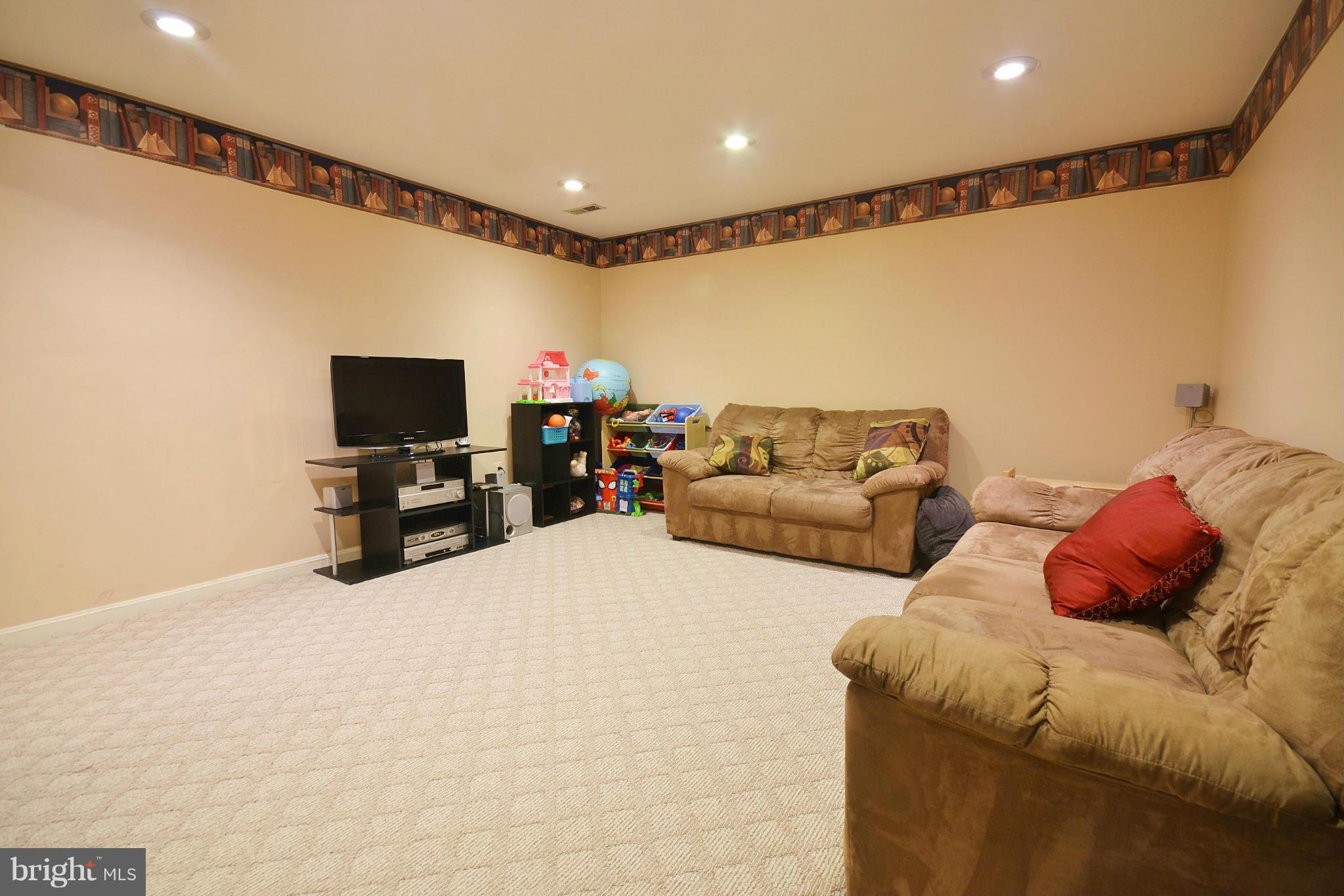 2302 Pondside Terrace Silver Spring, MD 20906 - Photo 22 of 29 Basement