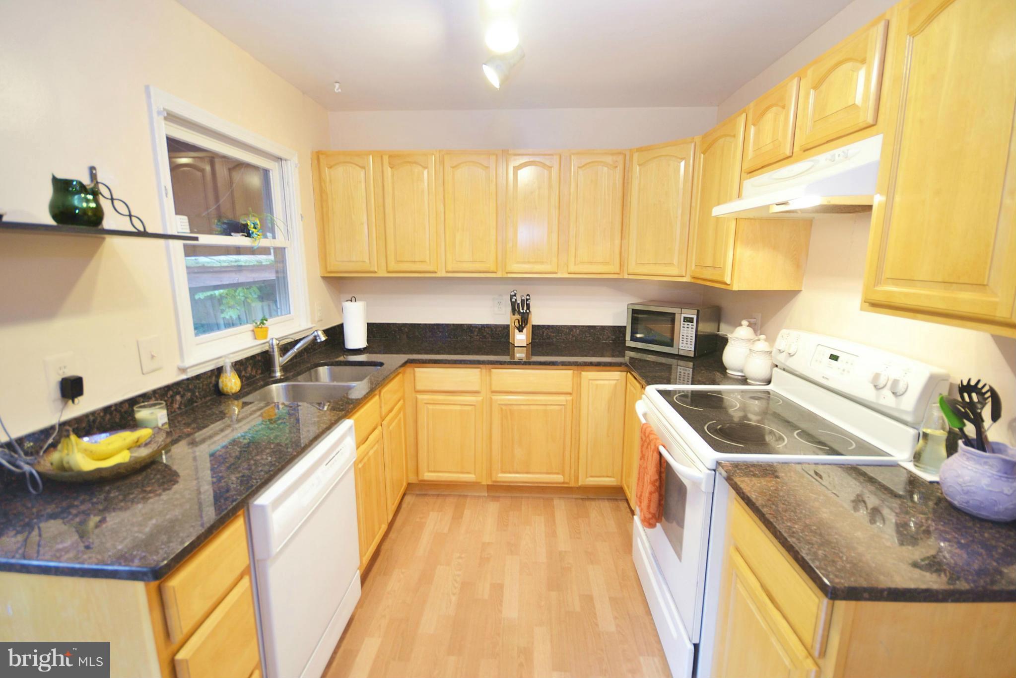 2302 Pondside Terrace Silver Spring, MD 20906 - Photo 4 of 29 Kitchen