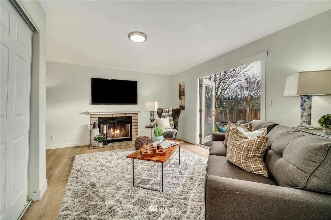 914 235th Street Southwest Bothell, WA 98021 - Photo 14 of 26