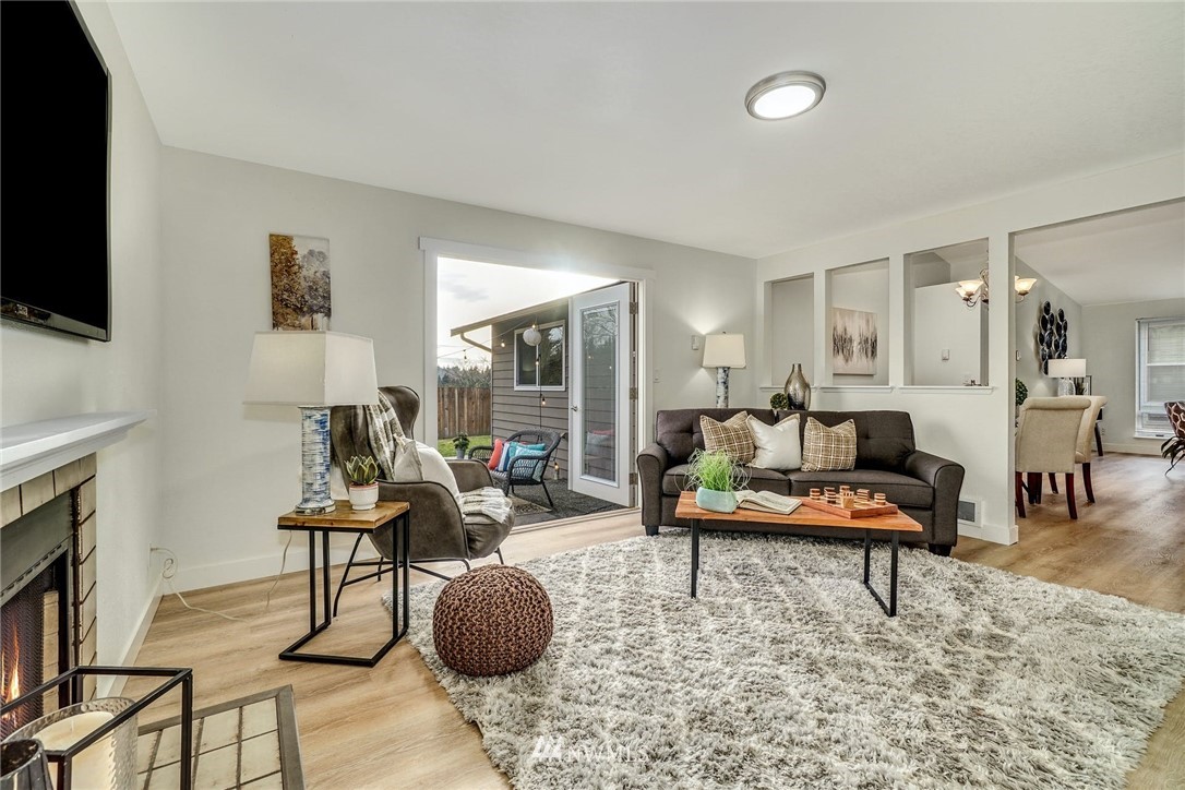 914 235th Street Southwest Bothell, WA 98021 - Photo 15 of 26