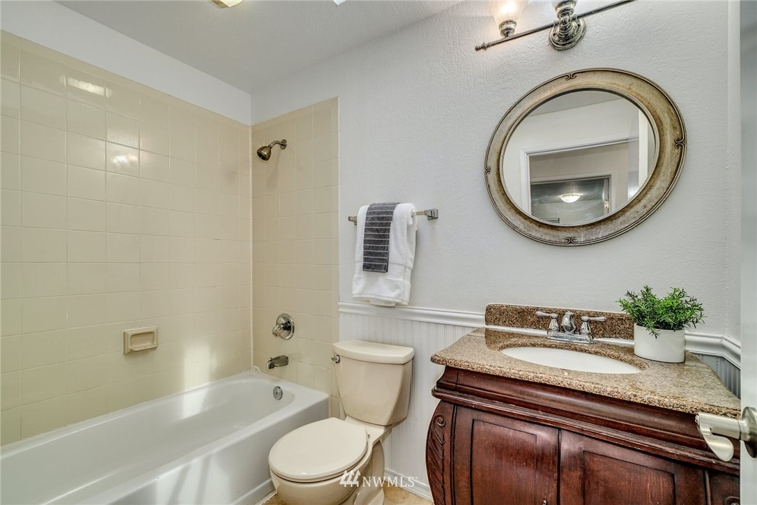 914 235th Street Southwest Bothell, WA 98021 - Photo 20 of 26