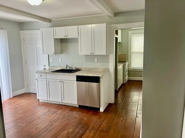 $2,650 | 88 Weston Street, Unit 1, Brockton, MA 02301