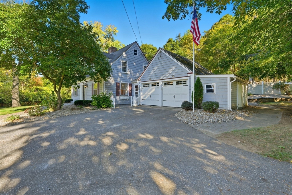 2 Vista Road Wilbraham, MA 01095 - Photo 3 of 42