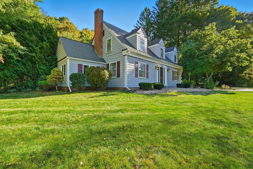 2 Vista Road Wilbraham, MA 01095 - Photo 4 of 42