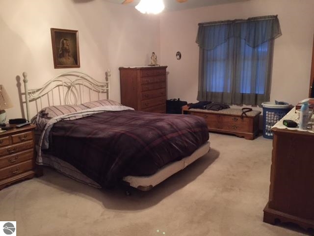 843 Holly Road Cadillac, MI 49601 - Photo 19 of 23 1794657-18.JPG