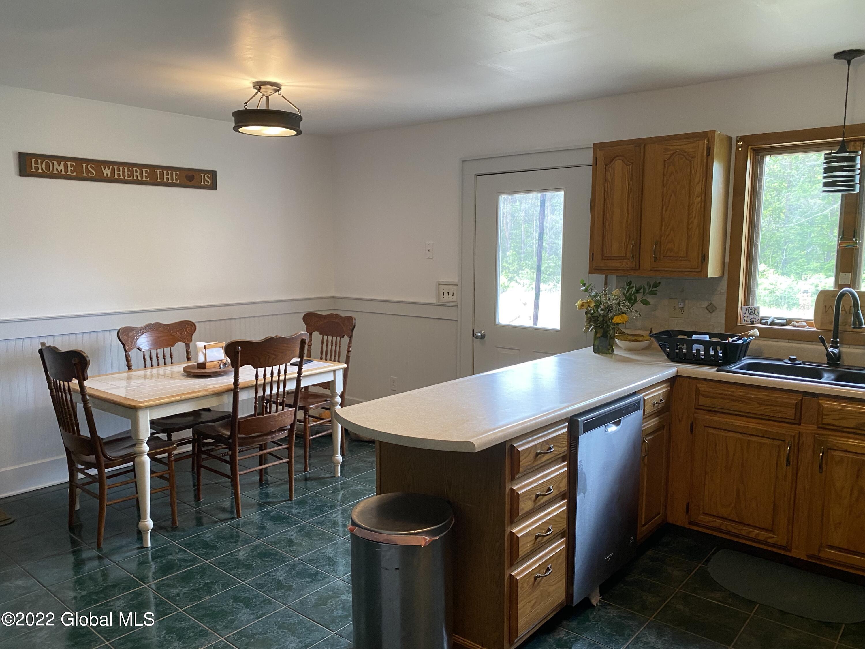 230 Reservoir Road Fort Edward, NY 12828 - Photo 5 of 50 yYLWKZC3S+aG7muFHrlGFg