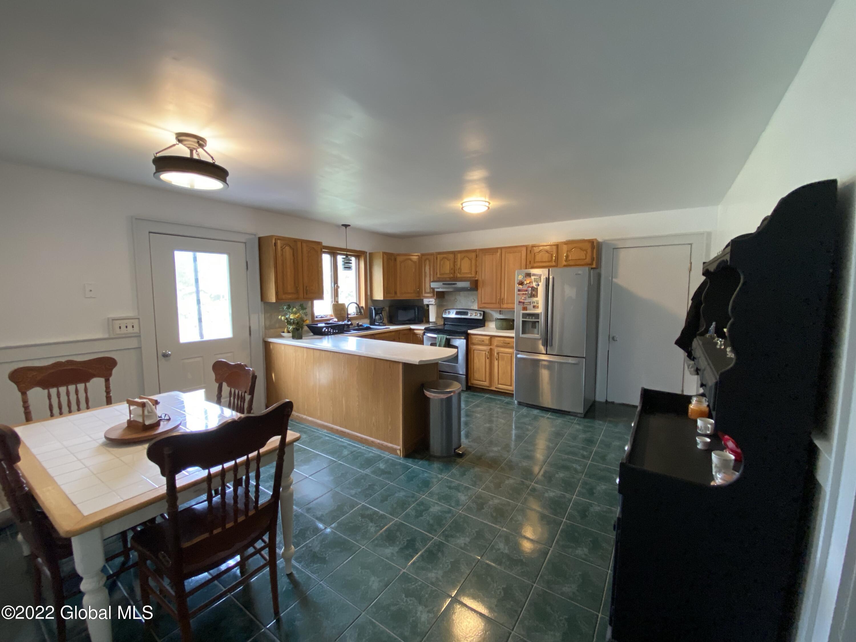 230 Reservoir Road Fort Edward, NY 12828 - Photo 7 of 50 tPNw2nO2RZSQxdvbL3IOqA