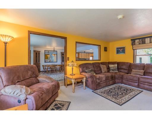 129 Snake Pond Road Gardner, MA 01440 - Photo 13 of 21 Gallery Image 13