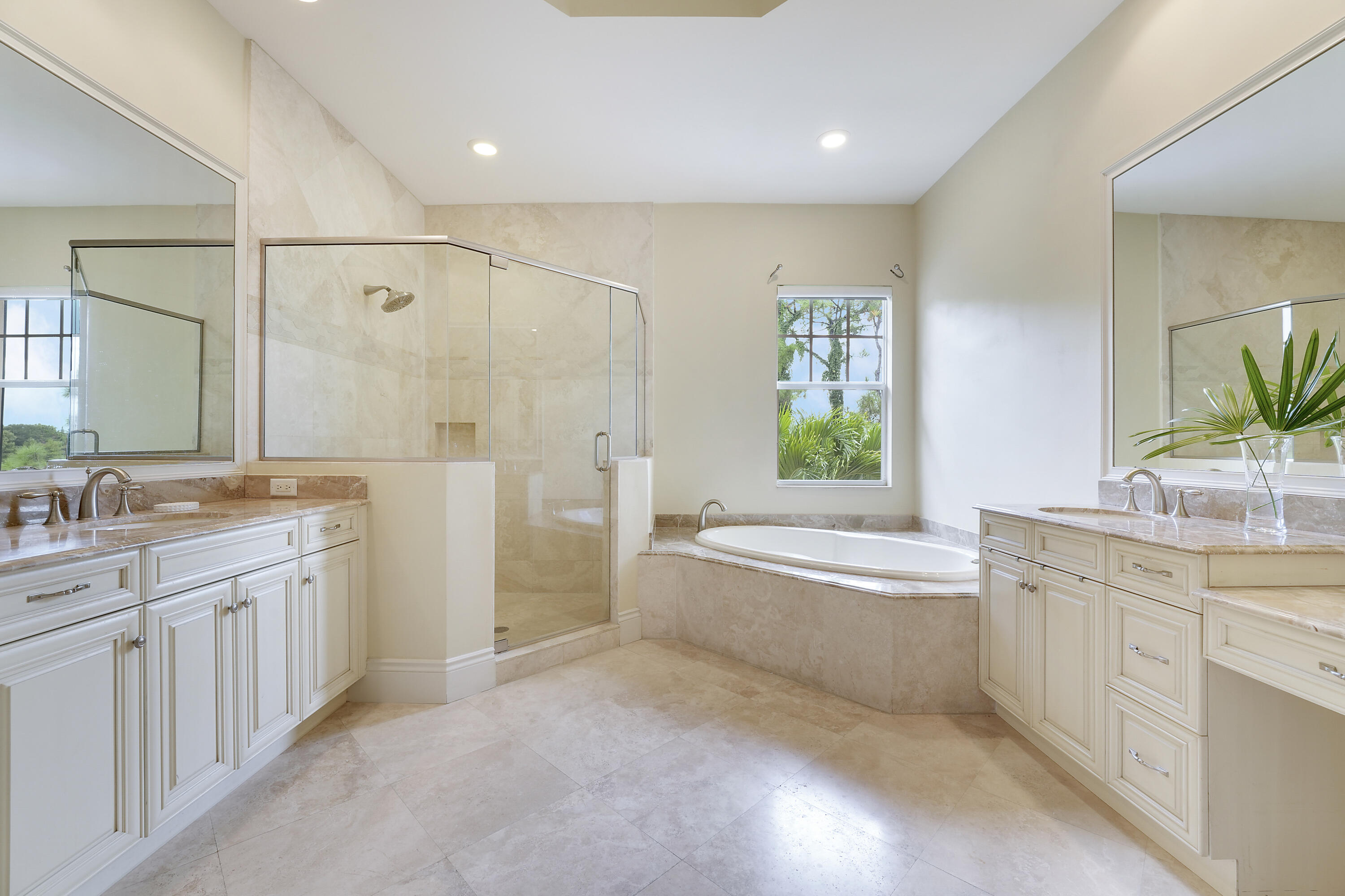 140 Tulip Tree Court Jupiter, FL 33458 - Photo 52 of 80 Dual Vanities
