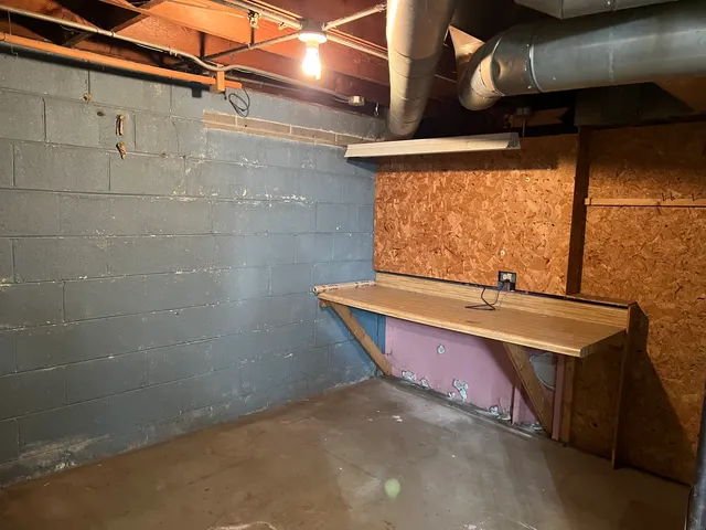 $168,000 | 681 South Tanner Avenue, Kankakee, IL 60901