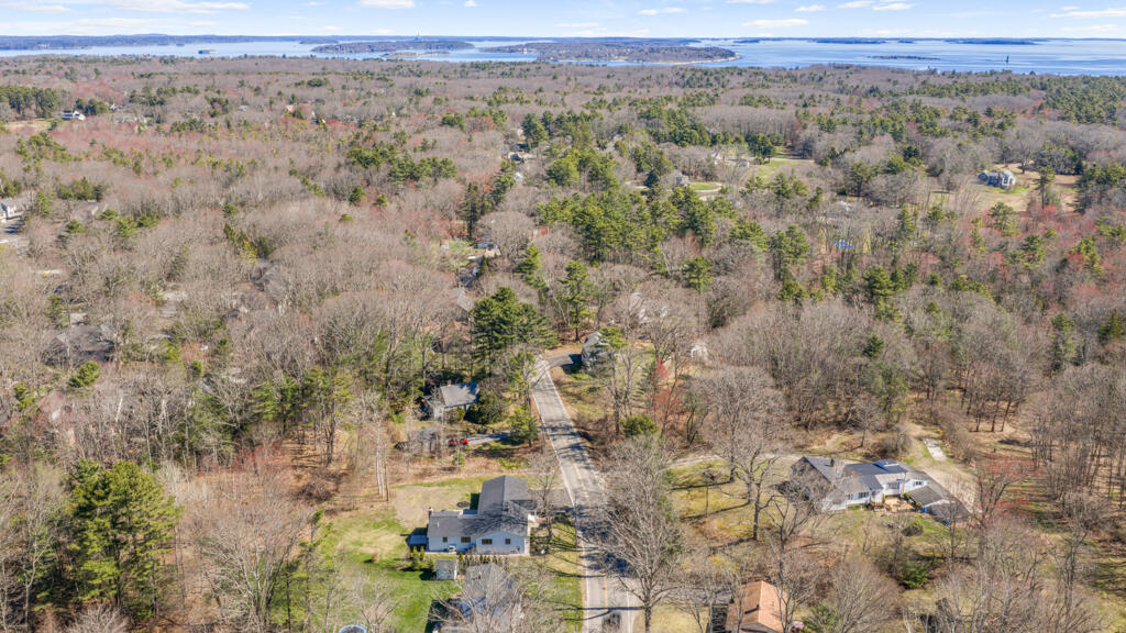 505 Mitchell Road Cape Elizabeth, ME 04107 - Photo 75 of 77 DJI_20260427095715_0016_D
