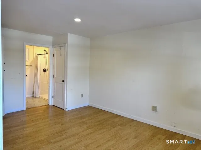 $1,800 | 163 South Street, Unit 10, Danbury, CT 06810