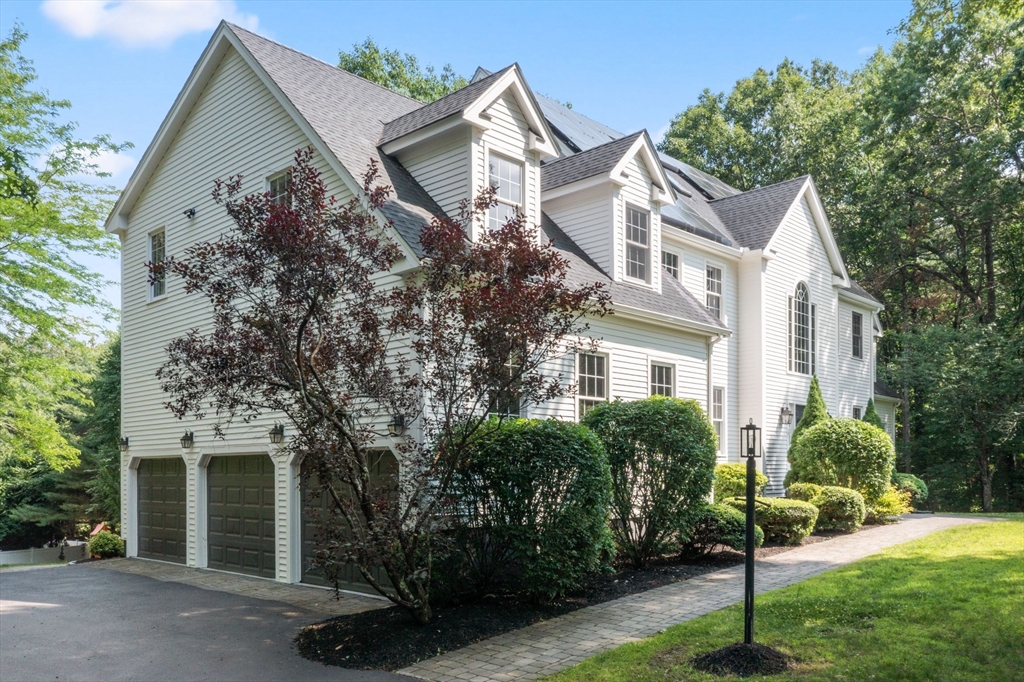 23 Falcon Ridge Drive Hopkinton, MA 01748 - Photo 2 of 42