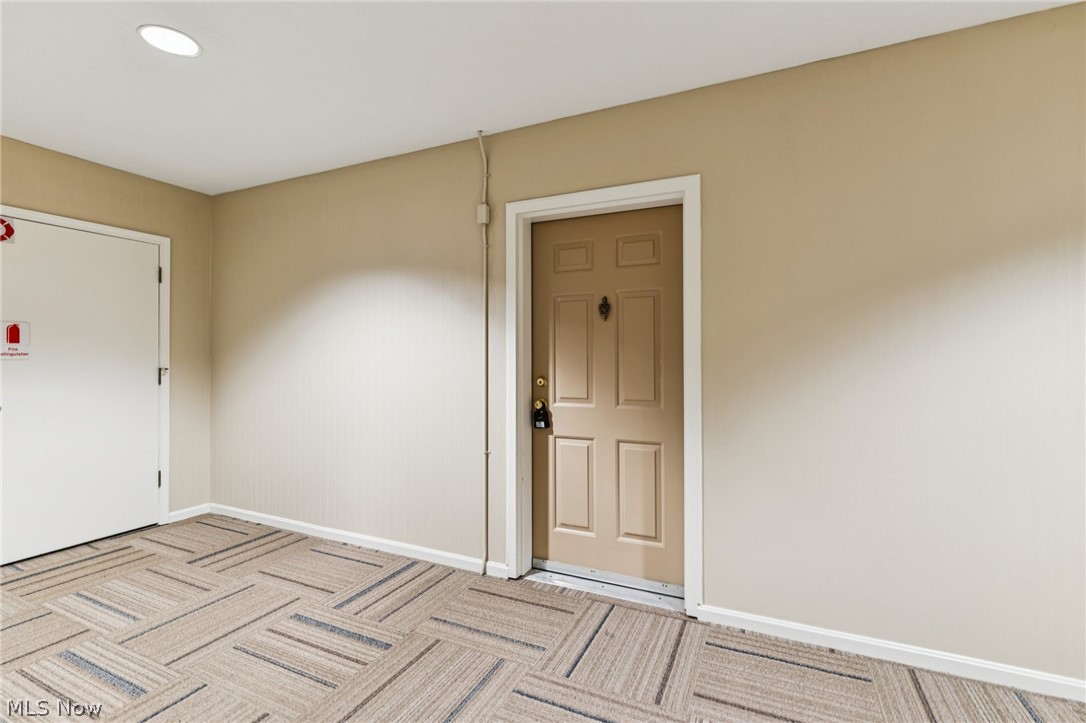 22481 Center Ridge Road, Unit 101 Rocky River, OH 44116 - Photo 3 of 39
