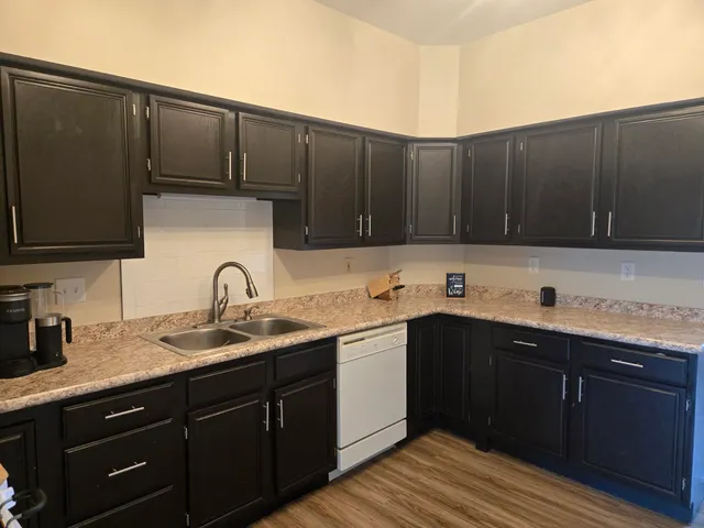 $245,000 | 1300 Winding Ridge Lane, Unit C8, Valparaiso, IN 46383