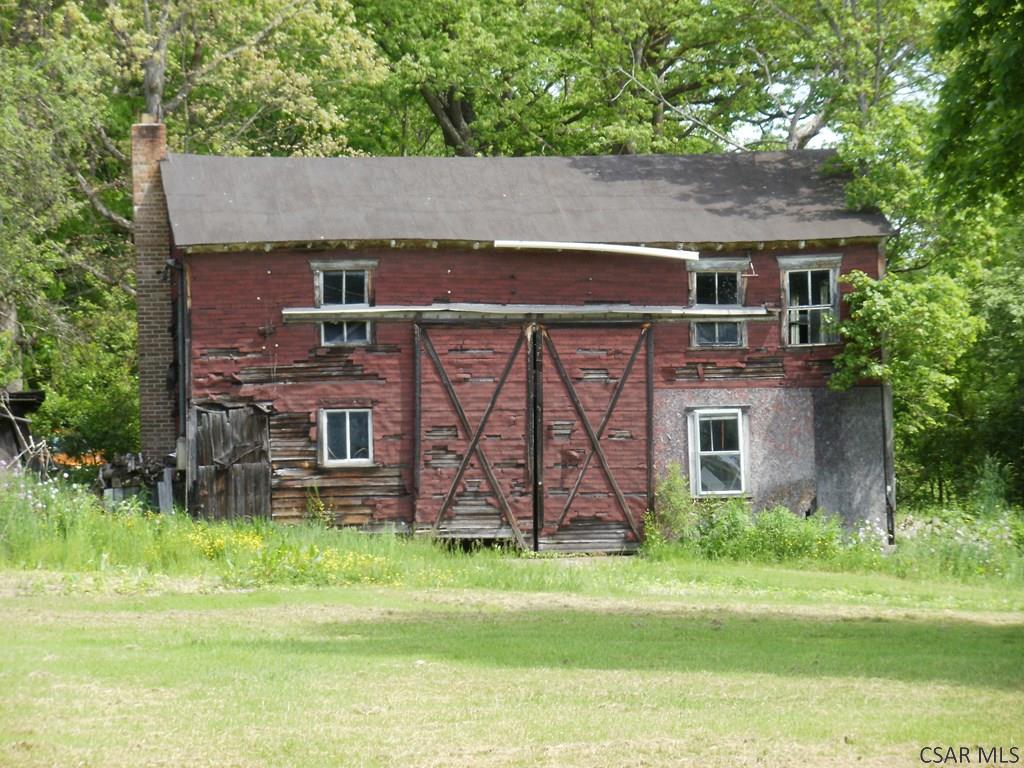 3045 Water Level Road Somerset, PA 15501 - Photo 7 of 22