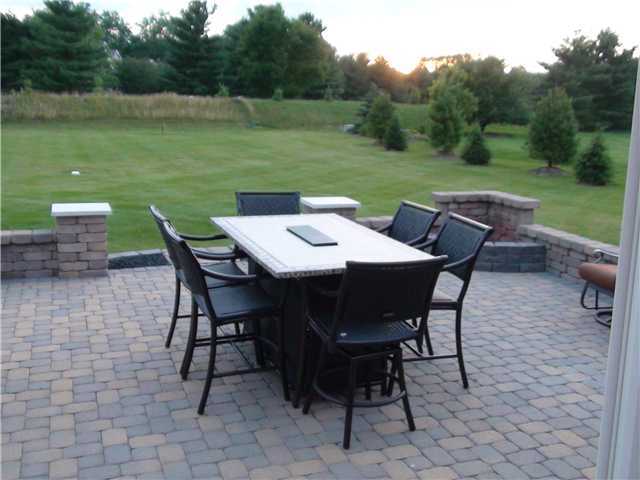 1544 South B & K Road Galena, OH 43021 - Photo 3 of 13 Gallery Image 3