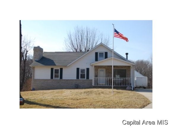 2905 West Street Springfield, IL 62707 - Photo 1 of 12