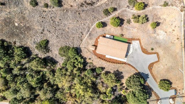 $1,100,000 | 28720 North Twin Oaks Valley Road, Vista, CA 92084