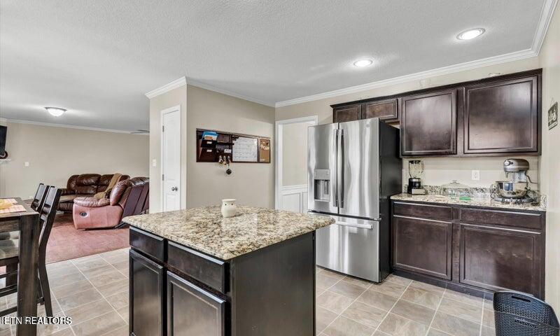 1609 Dempsey Road Knoxville, TN 37932 - Photo 8 of 25 Kitchen2