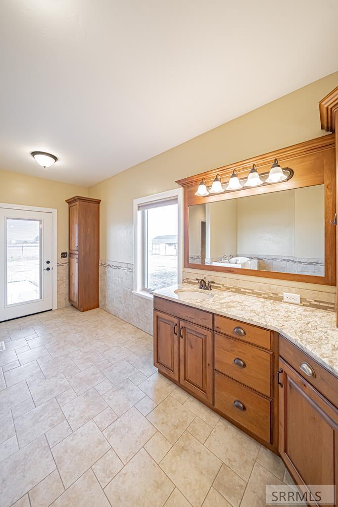 3867 East 49th North Idaho Falls, ID 83401 - Photo 33 of 84