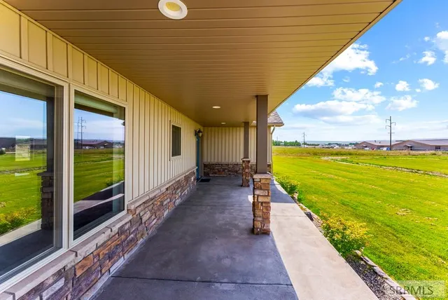 $4,000 | 3867 East 49th North, Idaho Falls, ID 83401