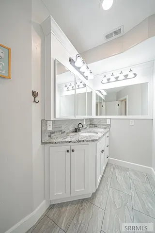 $4,000 | 3867 East 49th North, Idaho Falls, ID 83401