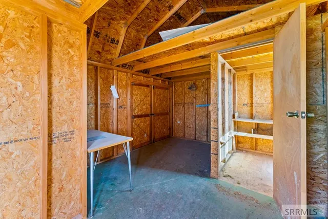 $4,000 | 3867 East 49th North, Idaho Falls, ID 83401