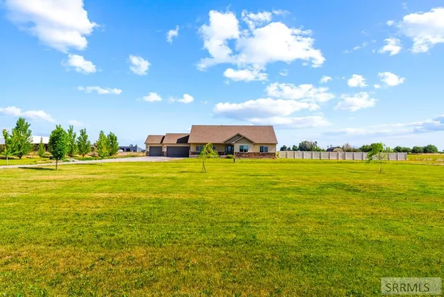 $4,000 | 3867 East 49th North, Idaho Falls, ID 83401