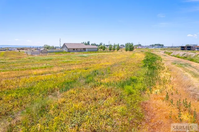 $4,000 | 3867 East 49th North, Idaho Falls, ID 83401