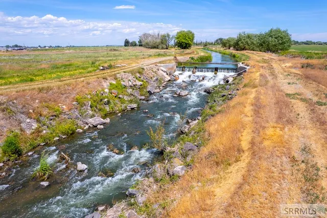 $4,000 | 3867 East 49th North, Idaho Falls, ID 83401