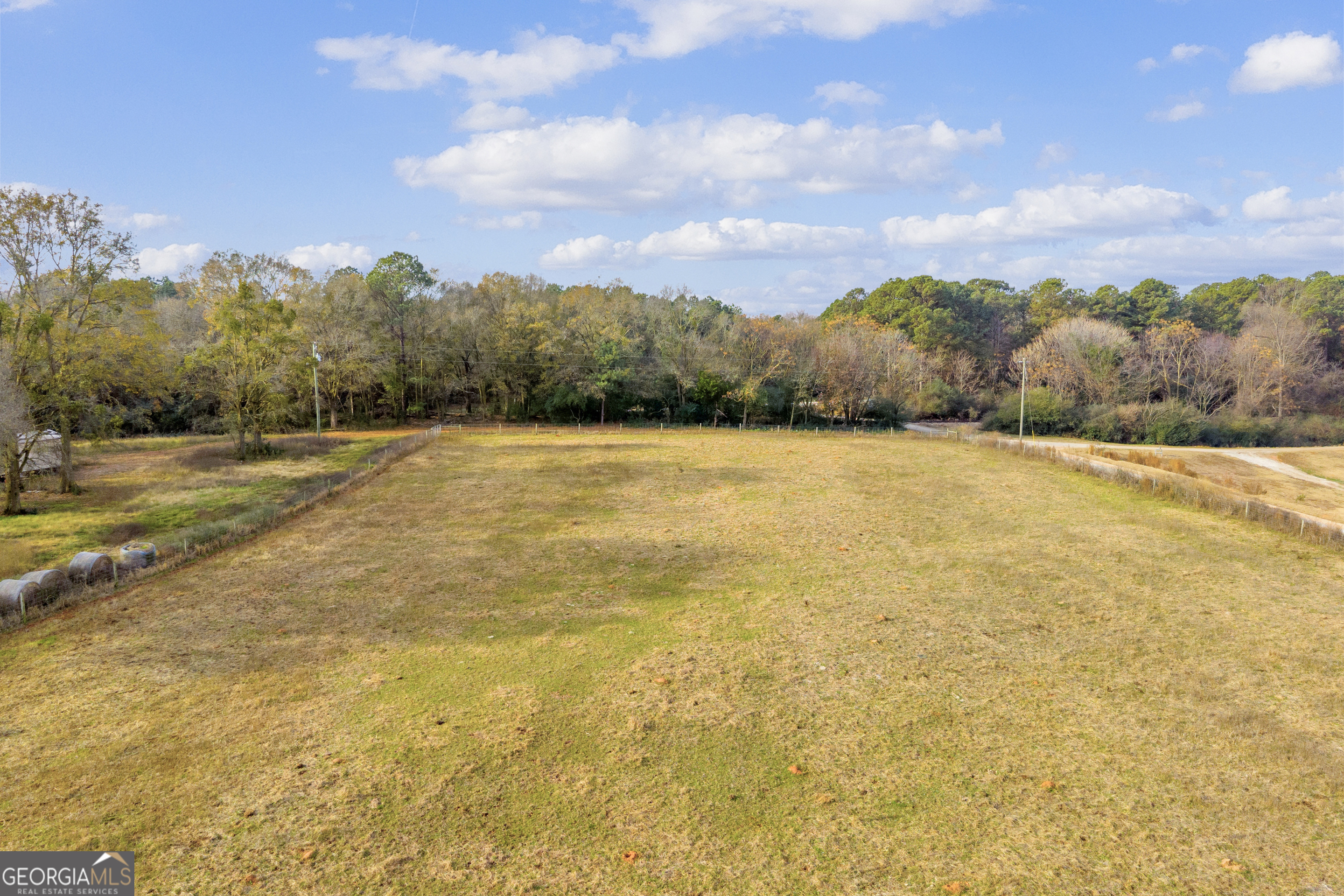 1350 Bakers Road Royston, GA 30662 - Photo 24 of 35 a view of an ocean and beach